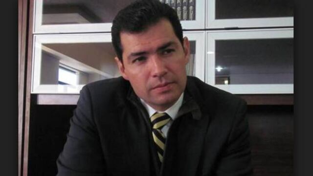 Rafael Flores. En busca de Pedro de León.