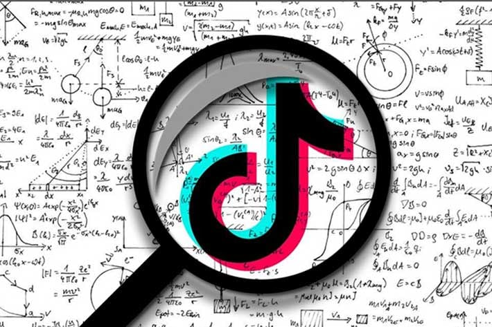 La acosaron mientras grababa un TikTok