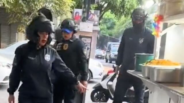 Piden a Sandra Cuevas inspeccionar restaurantes de La Condesa como a los puestos callejeros