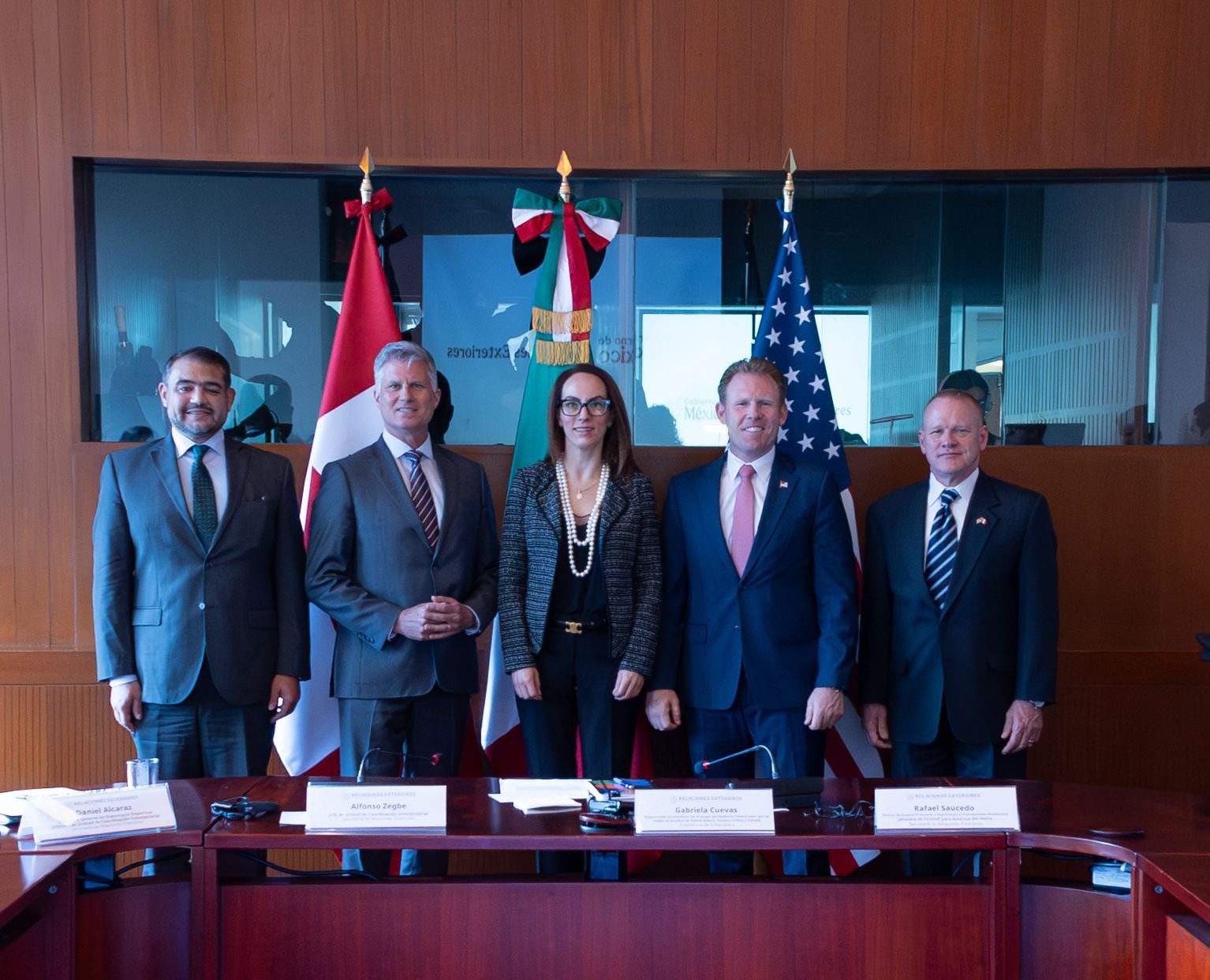 Gabriela Cuevas mantuvo reunión de alto nivel rubo a la Copa Mundial 2026