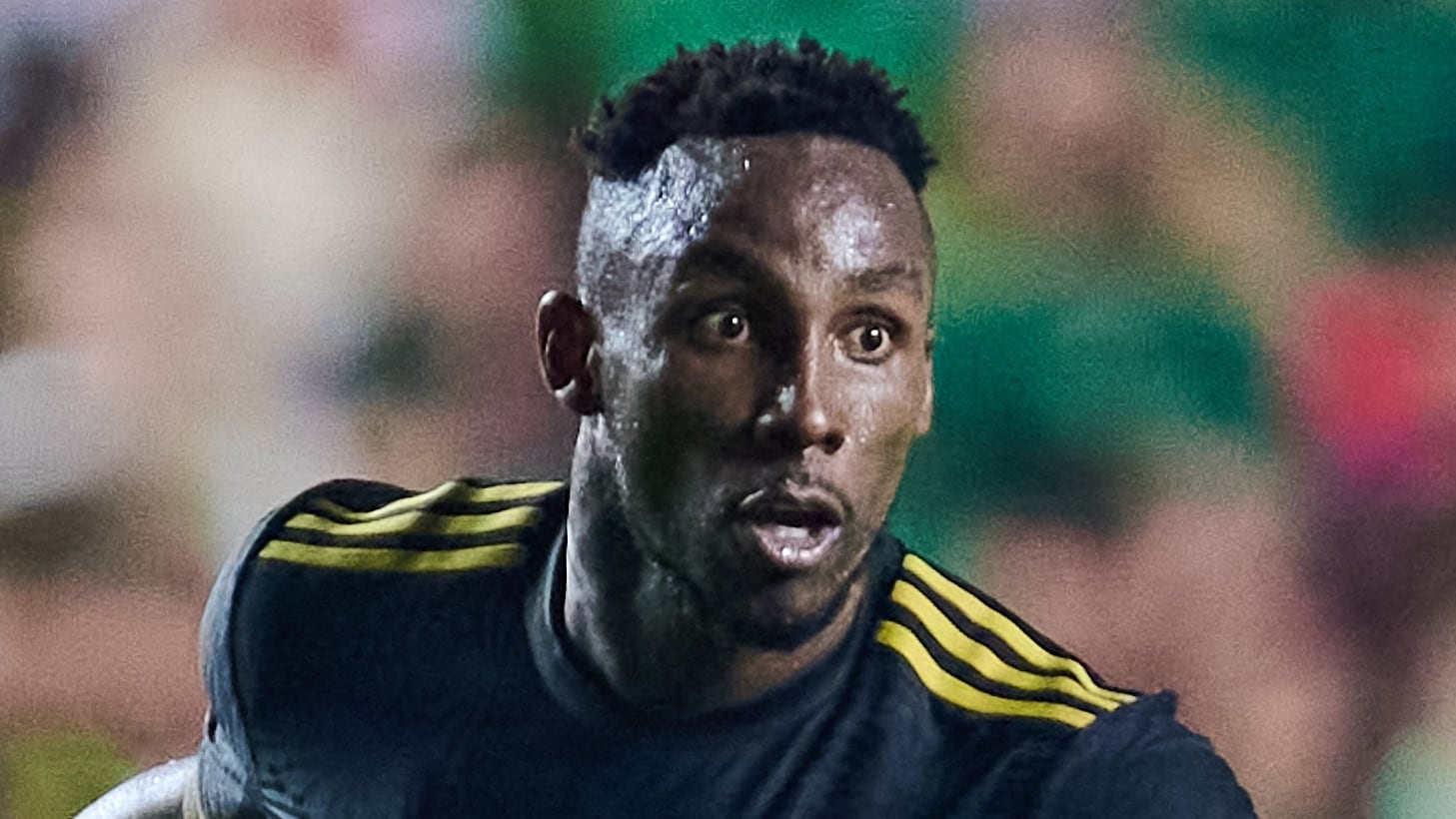 ¿Cómo le fue a Julián Quiñones en Arabia? El delantero brilla en goleada del Al-Qadisiya