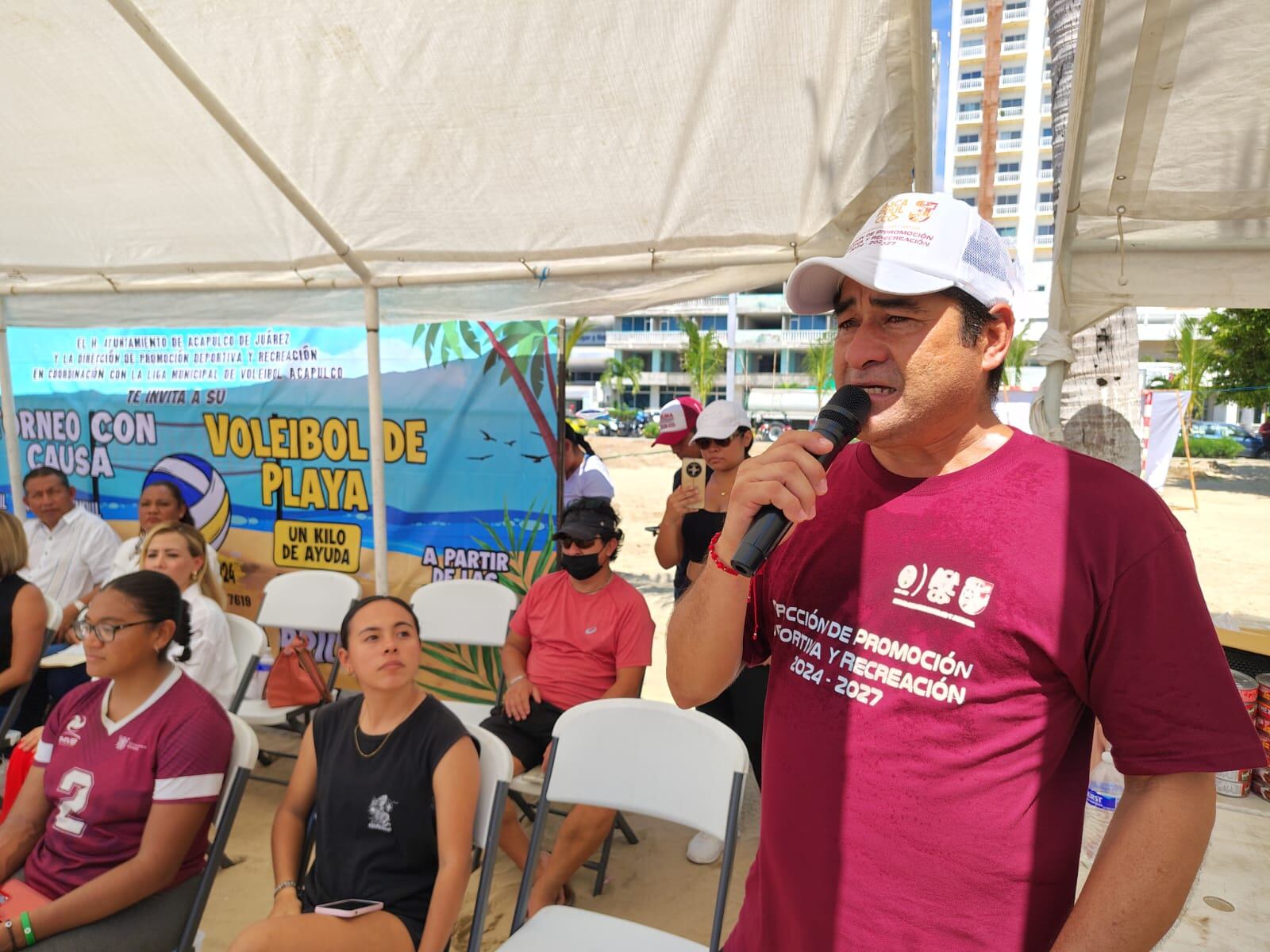 Acapulco realiza primer torneo de voleibol de playa con causa