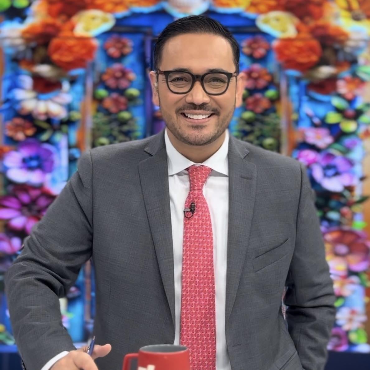 José Luis García, presentador de Las Noticias Monterrey y exesposo de Débora Estrella