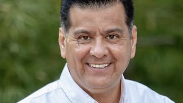 Juan Bernardo Corona Martínez, exfuncionario público en Michoacán.