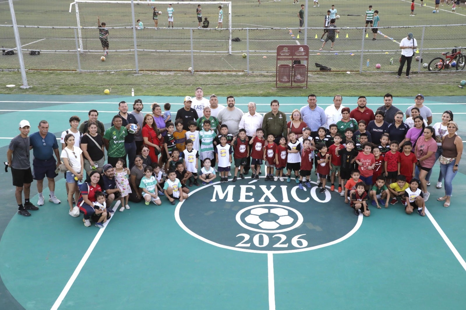 El Gobierno de Escobedo inauguró dos nuevas canchas deportivas como parte del programa Mundial Social 2026.