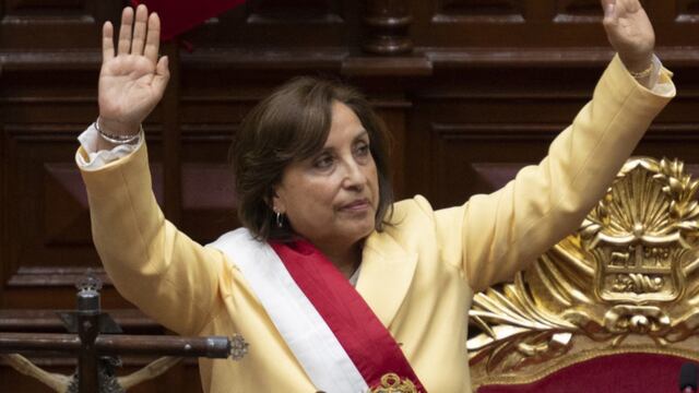 Dina Boluarte, la primera presidenta de Perú