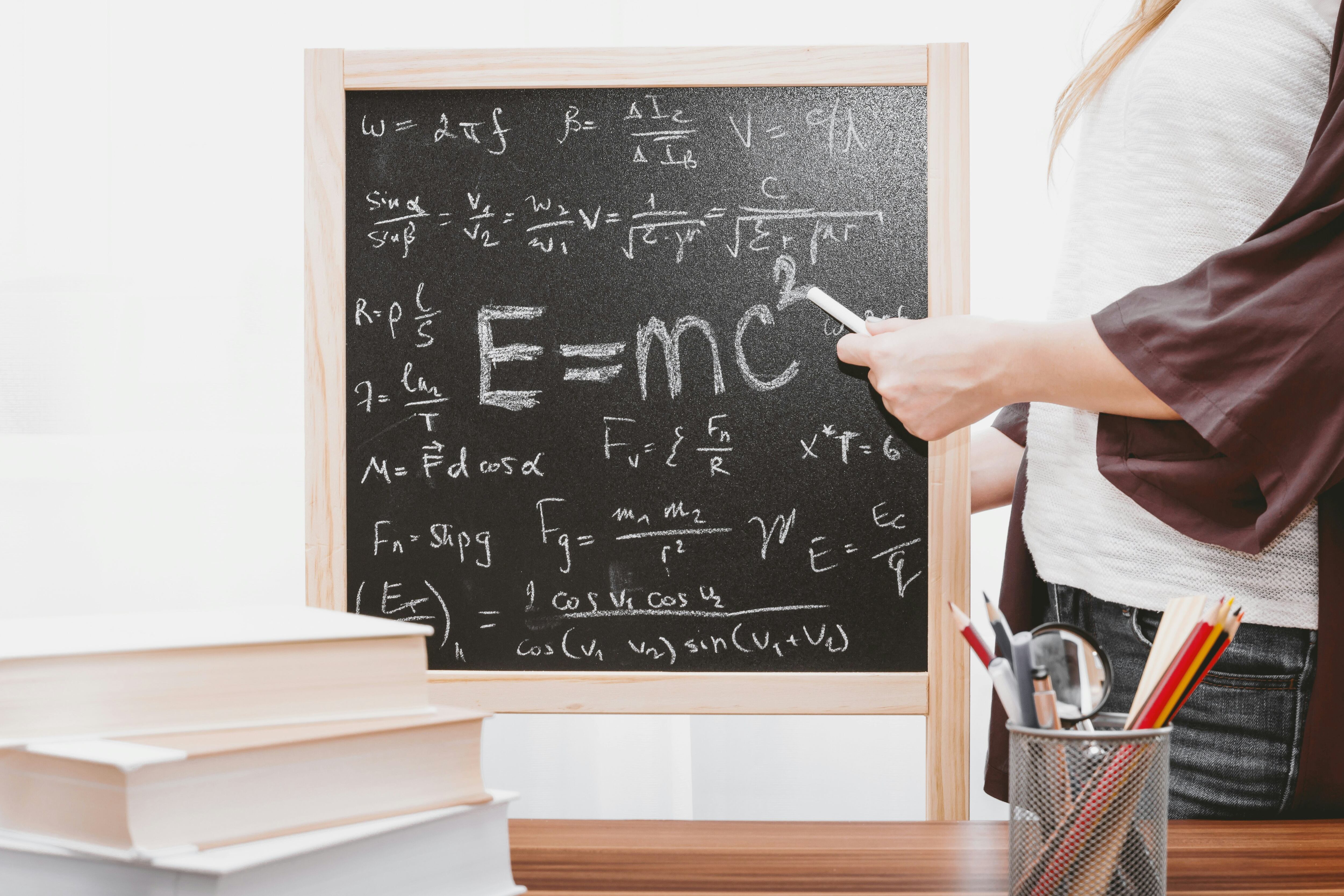 Este 10 de diciembre es el Día de la física y el físico