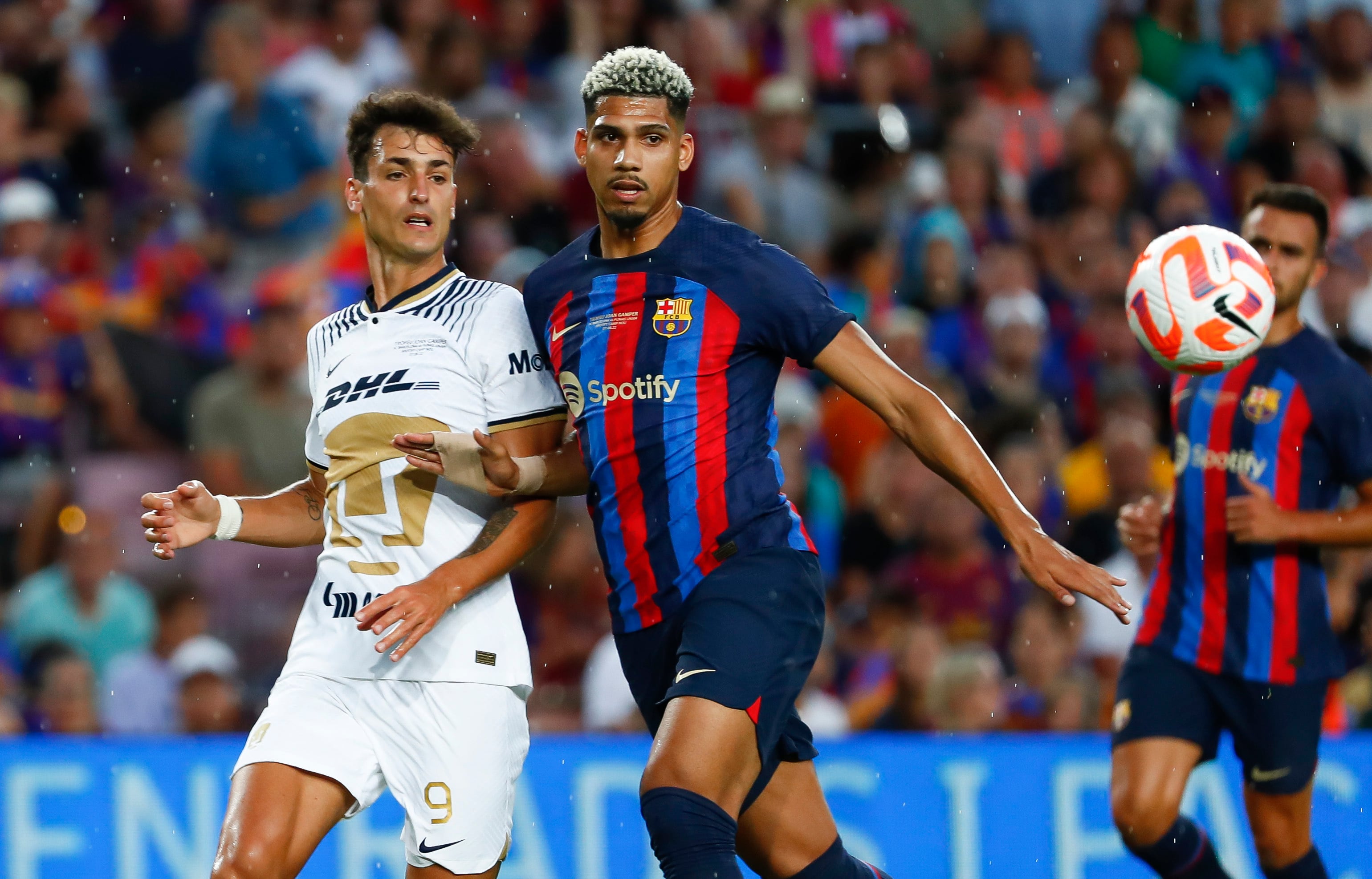 Club Pumas vs FC Barcelona