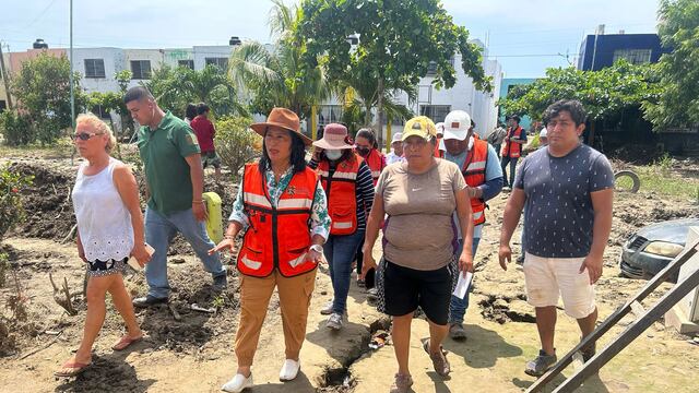 Abelina López dirige jornada de limpieza en Campestre de la Laguna