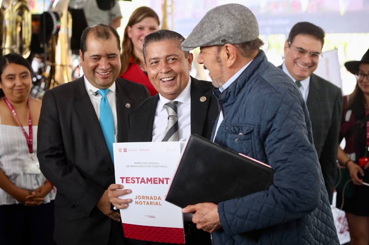 Giovani Gutiérrez inaugura jornada notarial 2023