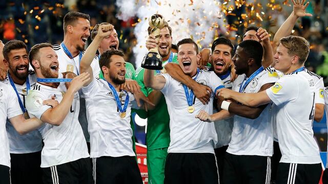 Alemania festeja título de Copa Confederaciones.