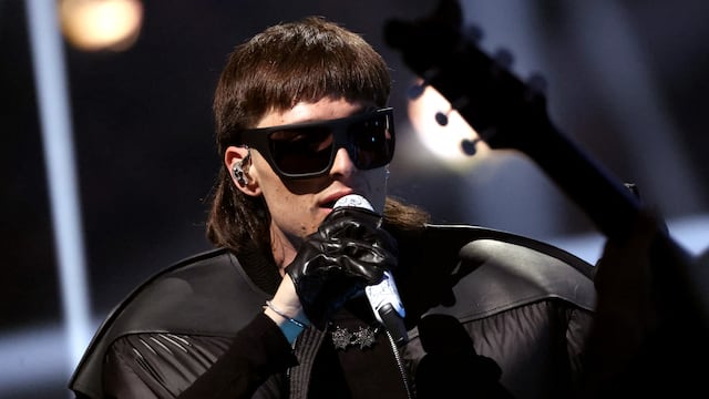 Peso Pluma en los MTV Video Music Awards 2023.