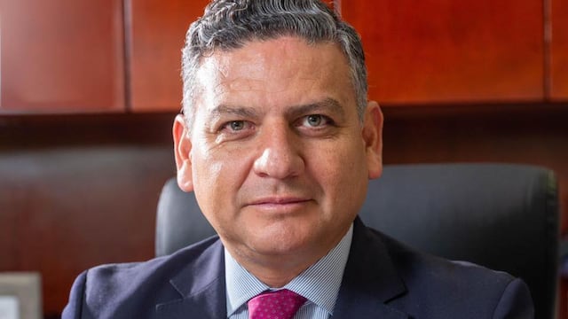 ¿Quién es Javier Tapia Santoyo?