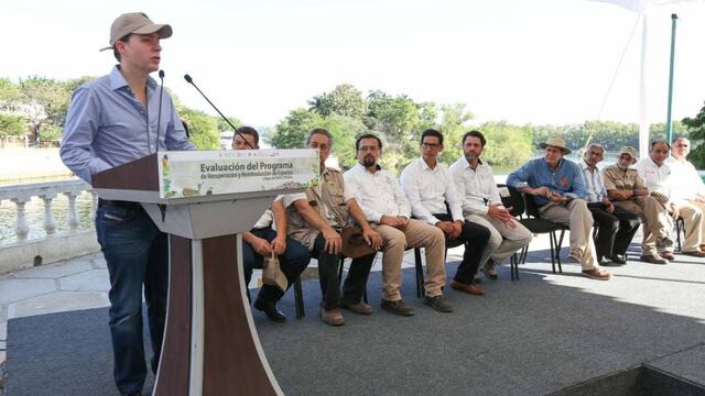 Manuel Velasco Coello.