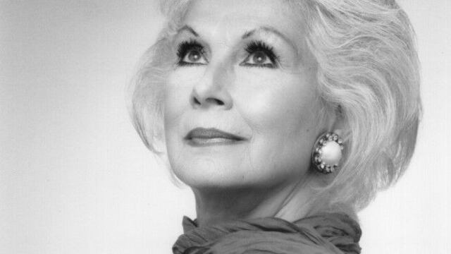 April Ashley, actriz, modelo y defensora de los derechos trans