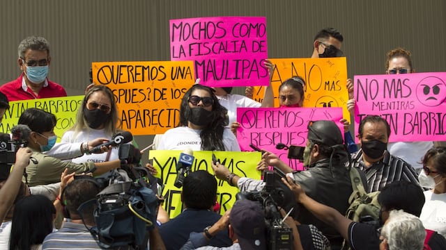 Familiares de desaparecidos en la carretera Monterrey-Nuevo Laredo