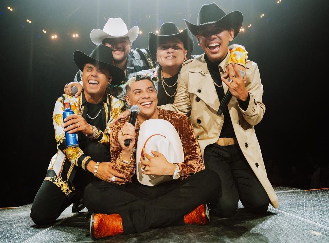 Grupo Firme