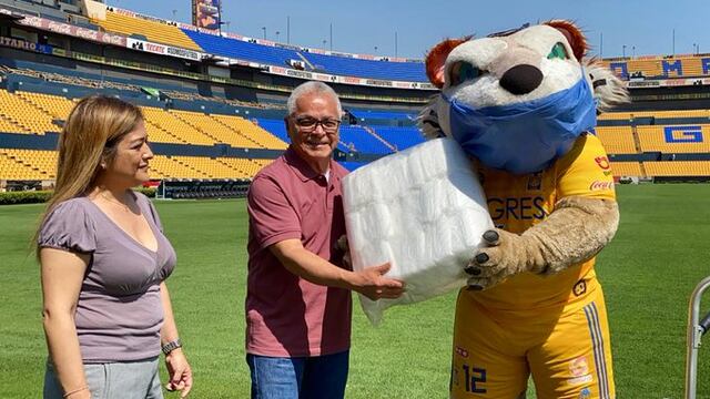 Tigres hace donativo