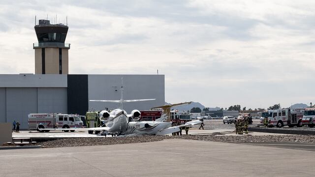 Choque de dos aviones en Aeropuerto de Scottsdale, Estados Unidos, deja un muerto