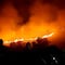 ¿Qué pasa en Valle Dorado, Tlalnepantla? Fuerte incendio es atendido (VIDEO)
