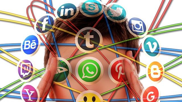 Redes sociales y sus efectos.