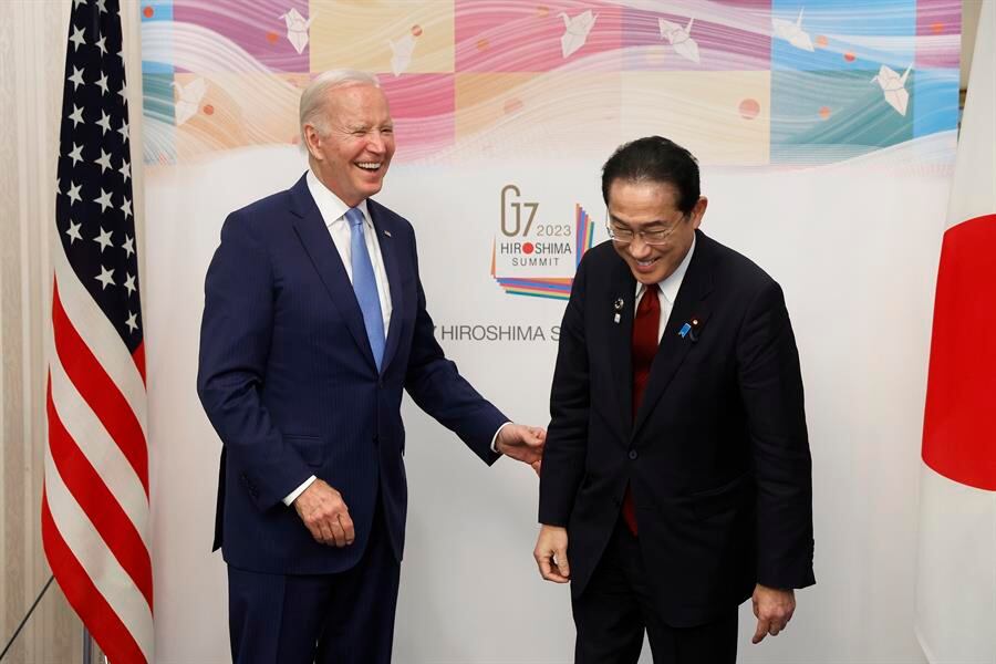 Joe Biden llega a Japón en vísperas de la reunión del G7 de mañana donde buscarán más sanciones en contra de Rusia