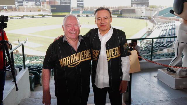 Alfonso Durazo celebra regreso de beisbol de Naranjeros a Telemax