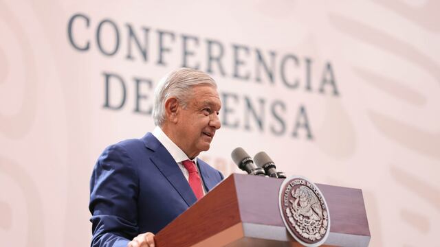 Andrés Manuel López Obrador durante la conferencia matutina desde Puebla.