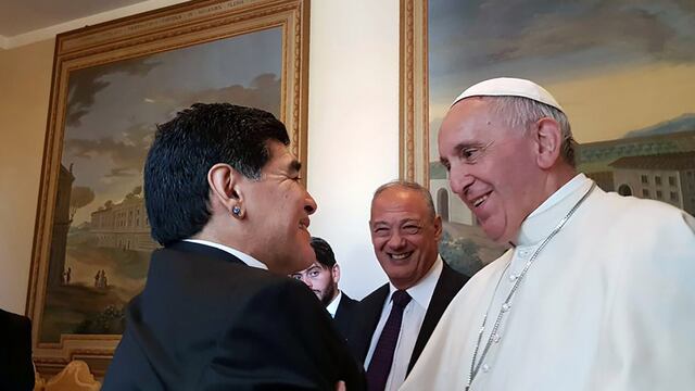 Maradona y Papa Francisco