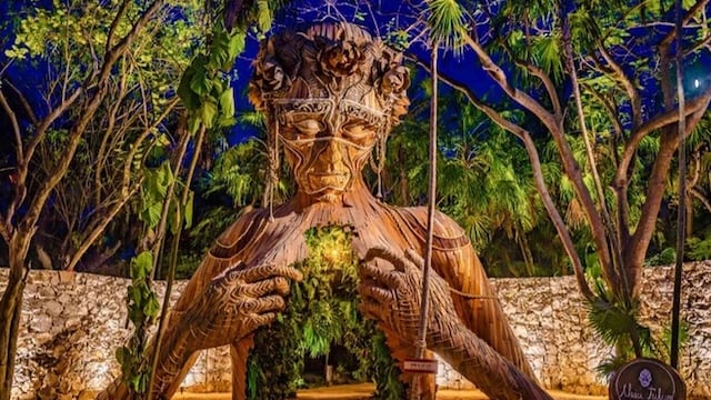 Escultura "Ven a la luz"