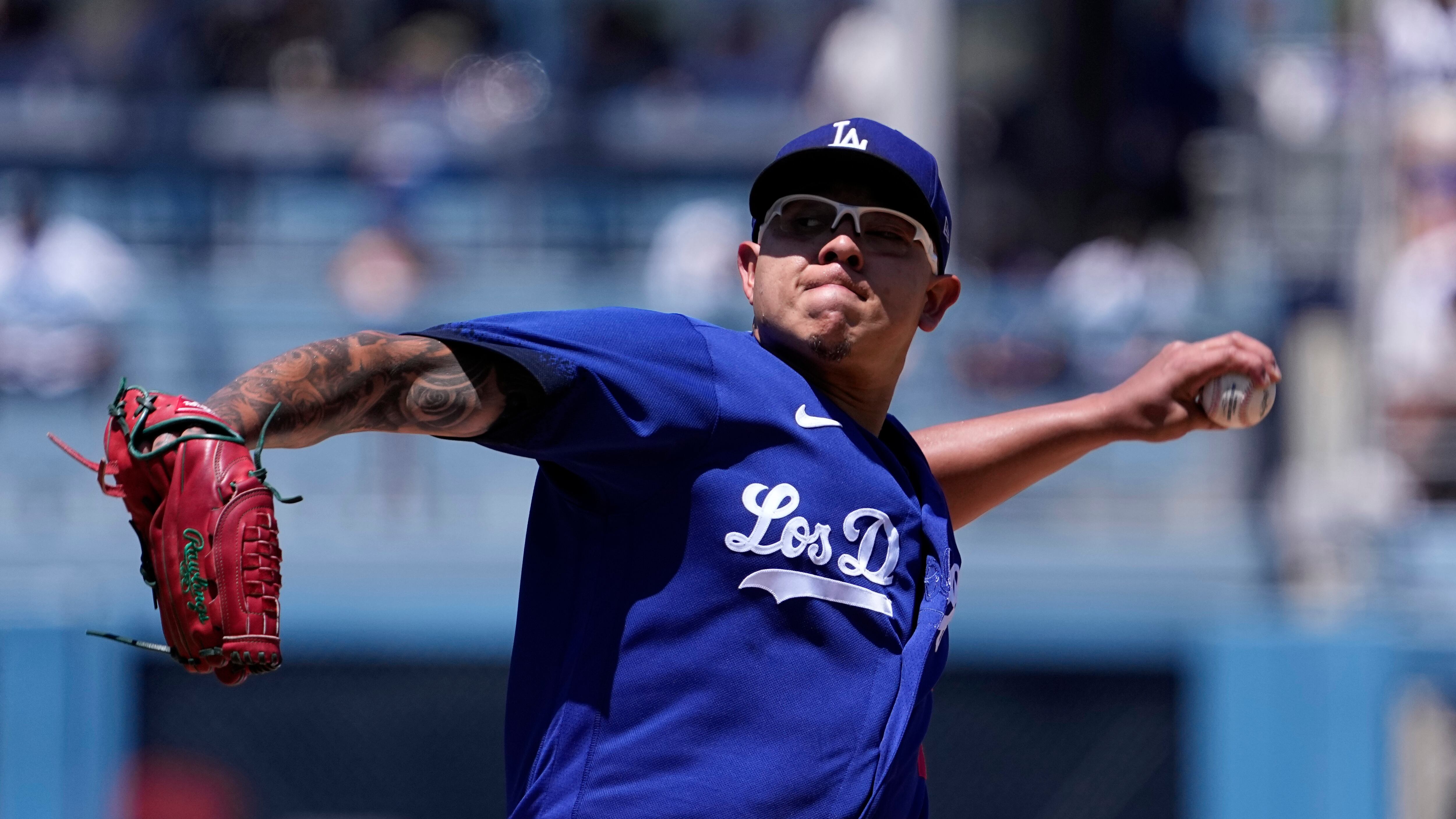 Julio Urías podría salir de los Dodgers por acusaciones de violencia doméstica
