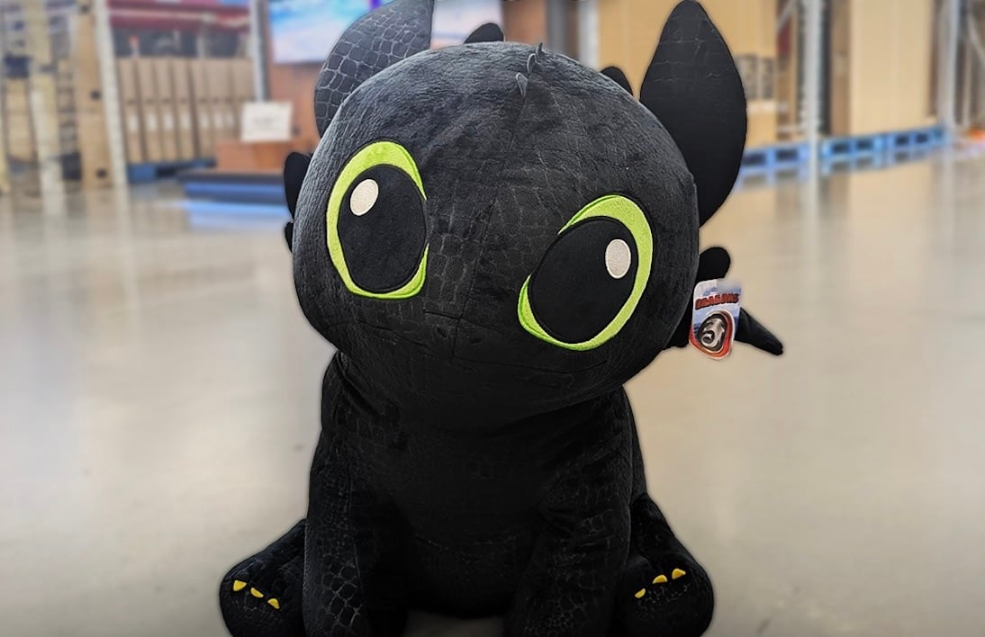 Peluche de Chimuelo de Cómo entrenar a tu dragón en Sam’s Club