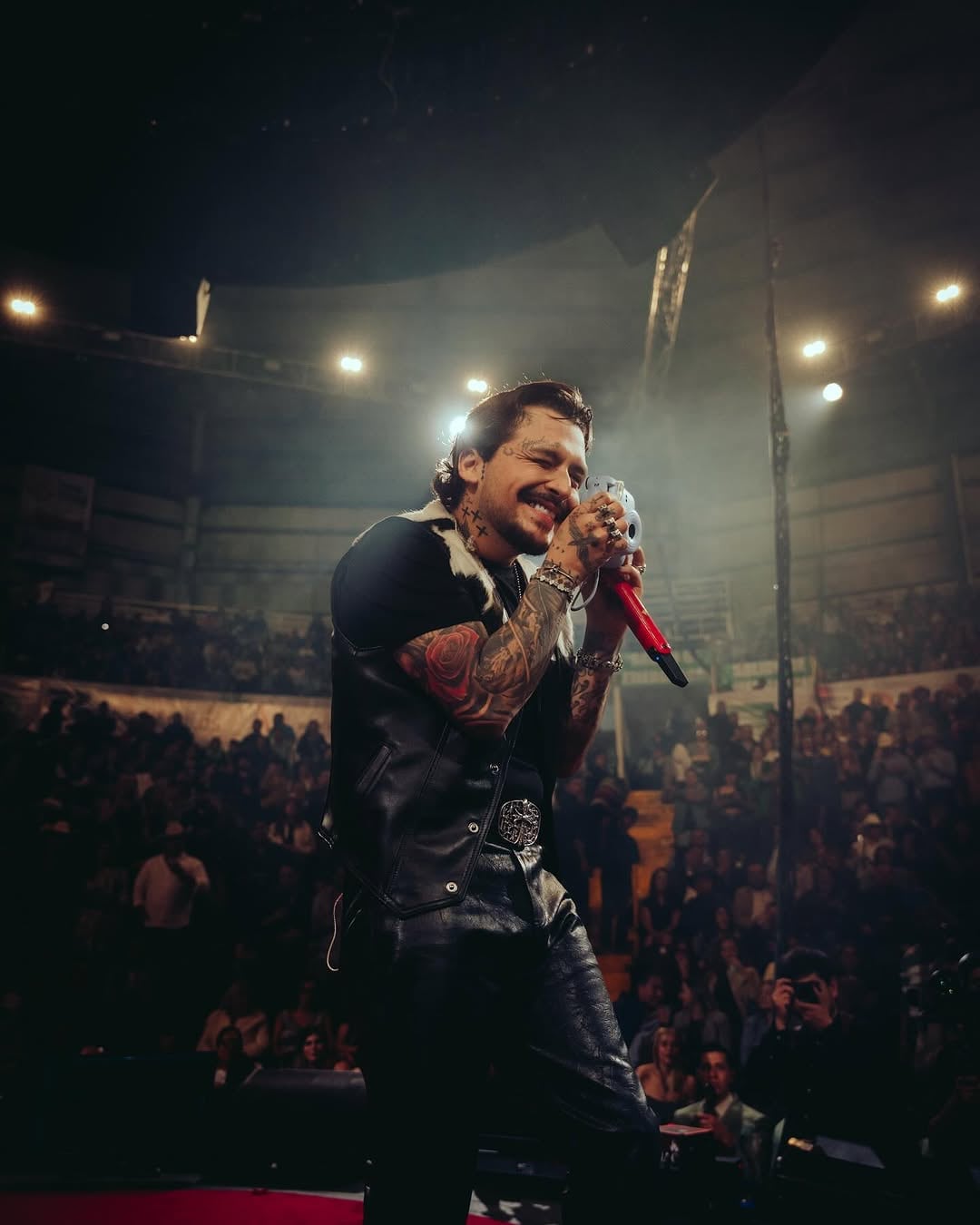 Christian Nodal, cantante