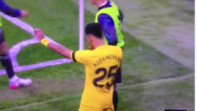 Aubameyang al estilo de Dragon Ball (Foto: Captura de video)