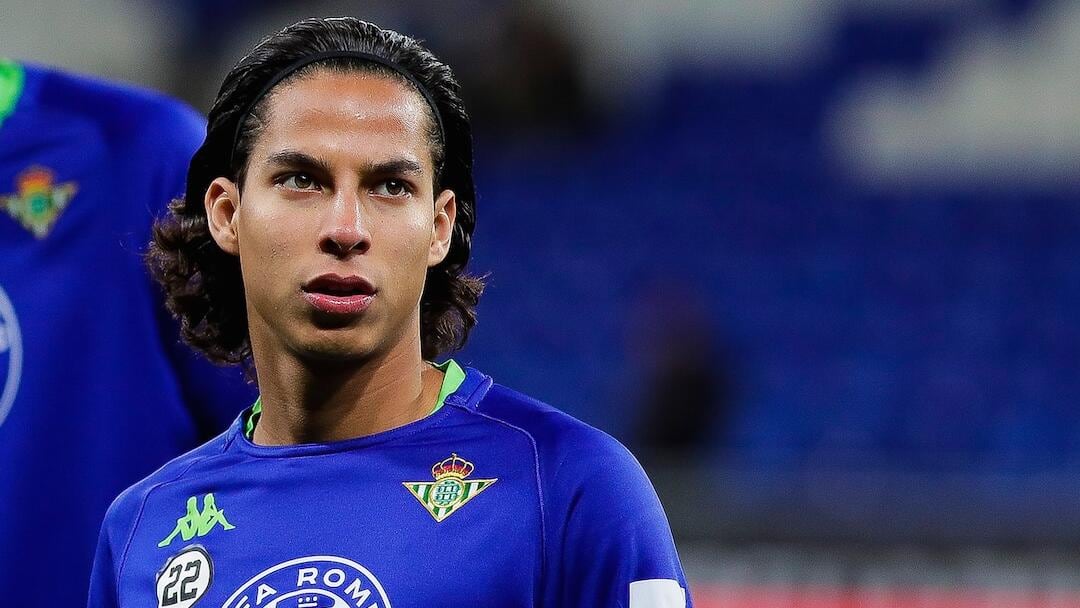 Diego Lainez.