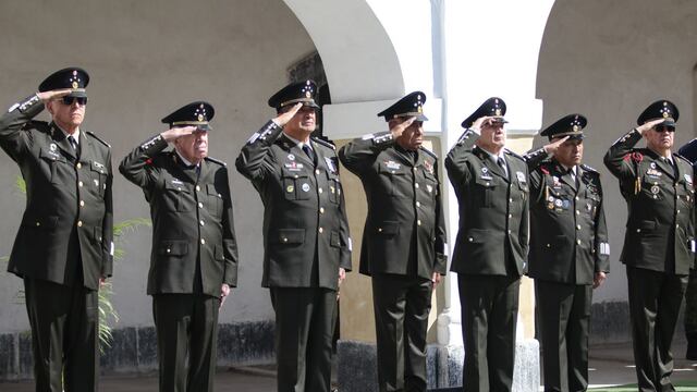 Salvador Cienfuegos reaparece