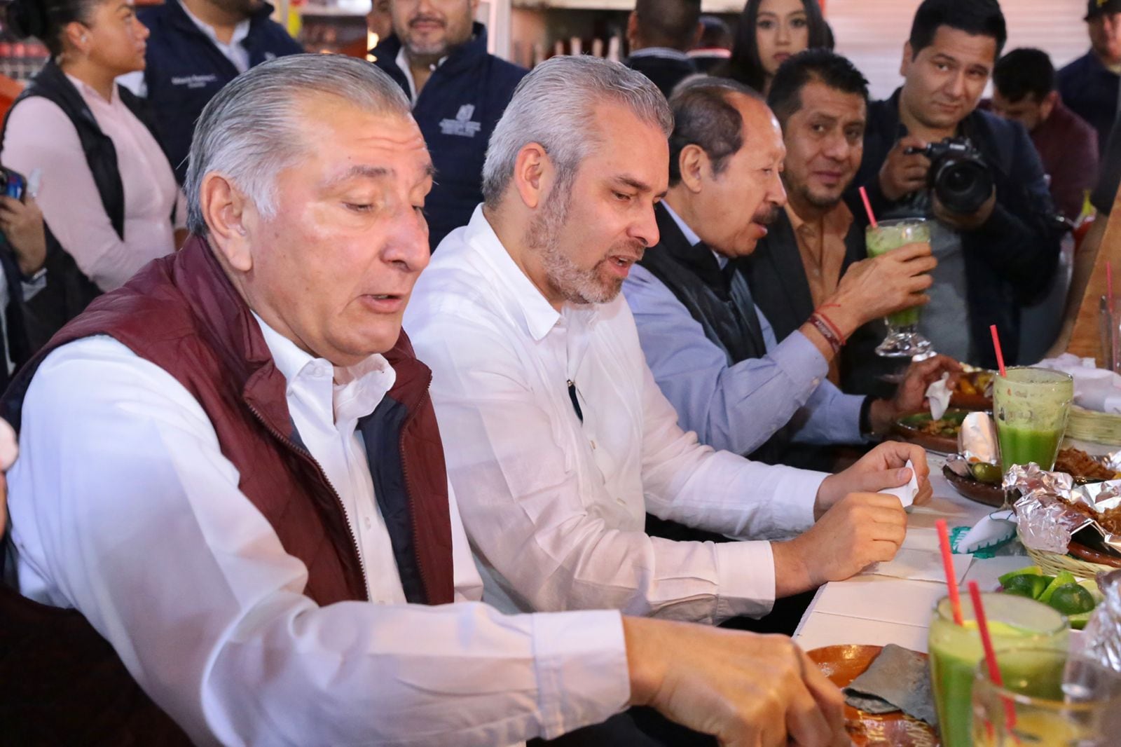 Alfredo Ramírez Bedolla y Adán Augusto López en Michoacán