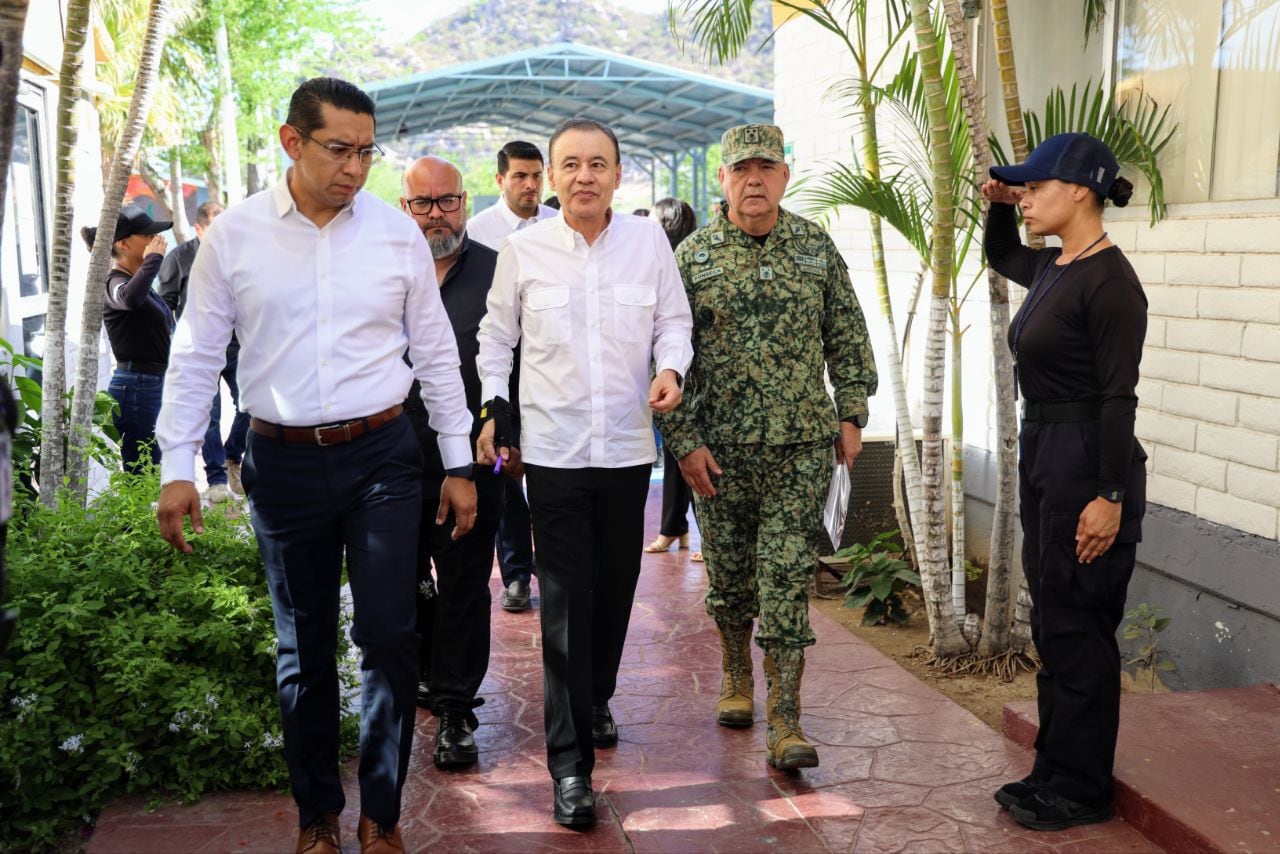Gobierno de Sonora refuerza estrategia de seguridad con patrullas y cadetes