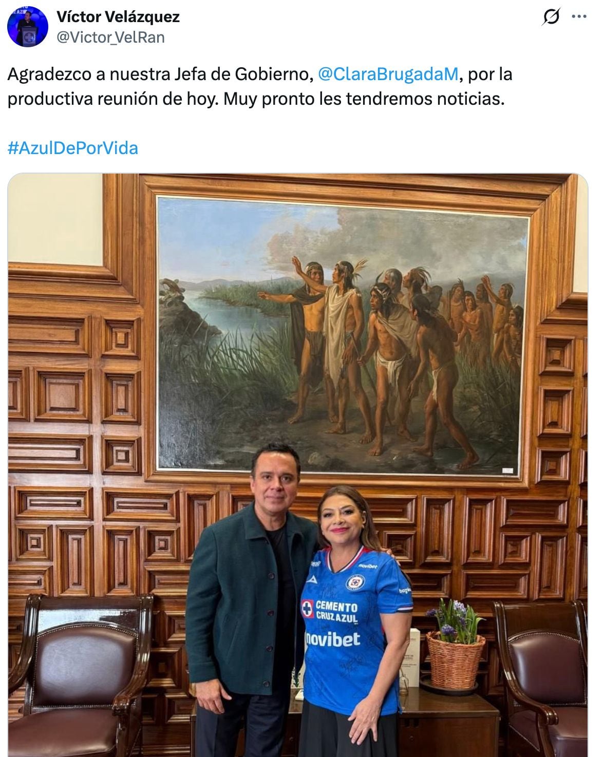 ¿Cruz Azul tendrá estadio en CDMX? Víctor Velázquez se reunió con Clara Brugada.