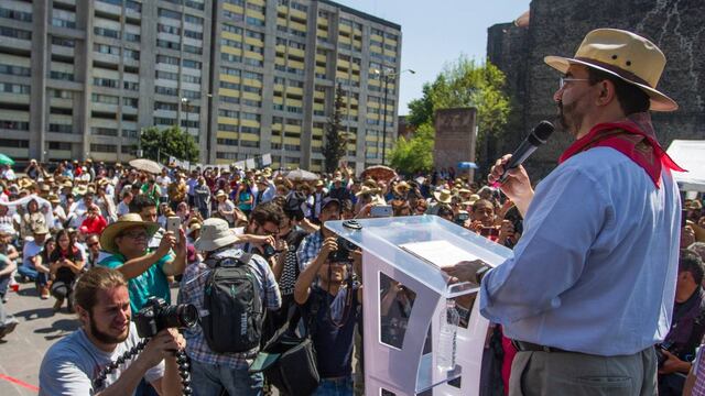 Emilio Álvarez Icaza. Sin representación en AMLO.