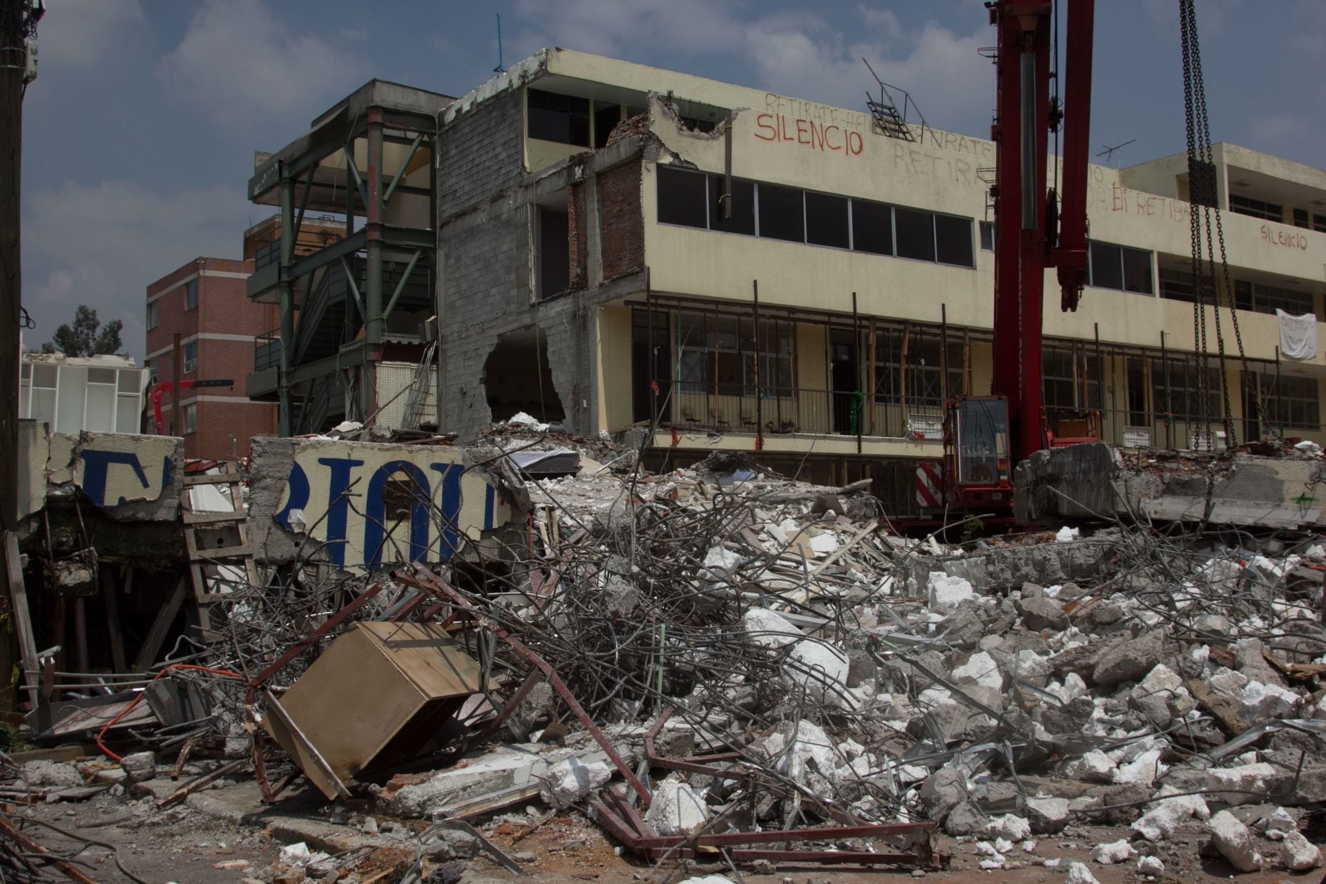 Demolición del Colegio Rébsamen