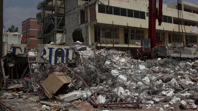 Demolición del Colegio Rébsamen