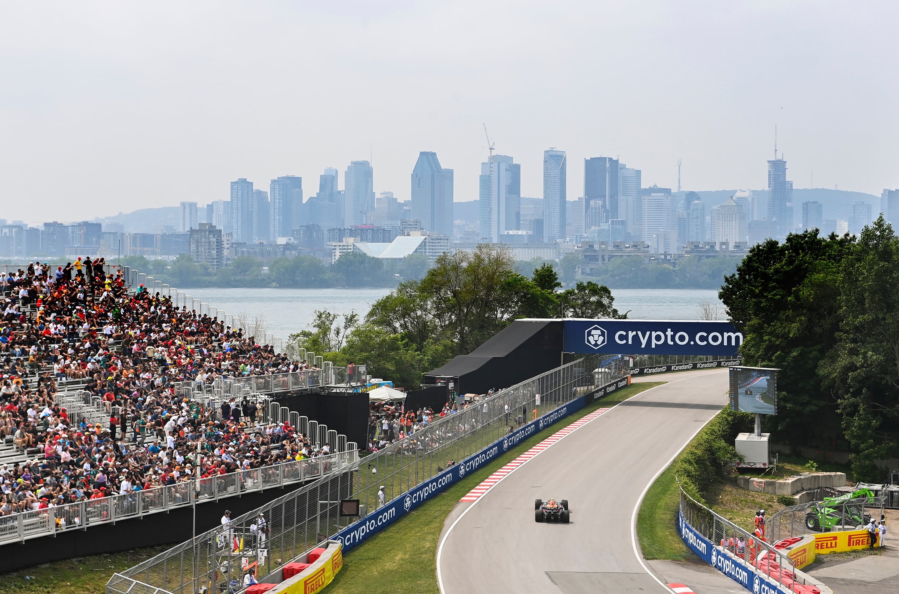 Checo Pérez en el Gran Premio de Canadá