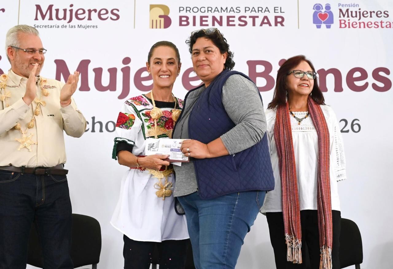 Pensión Mujeres Bienestar beneficia a 146 mil mujeres en Michoacán con apoyo de 3 mil 100 pesos bimestrales.