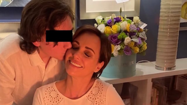 Lilly Téllez y su hijo