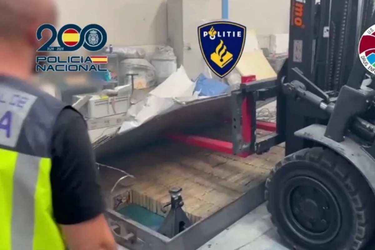 Policía de España detiene a 20 miembros del CJNG