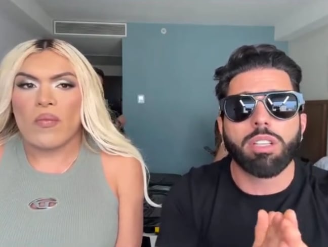 Poncho de Nigris en el en vivo de Wendy Guevara