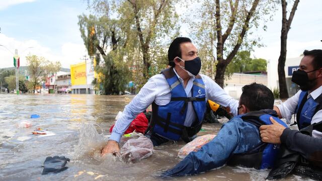 La lancha de Omar Fayad se hundió