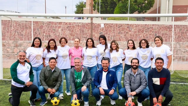 Leonas de la Politécnica y Tuneros de SLP reciben reconocimiento de Sheinbaum y Gallardo por logro mundialista.