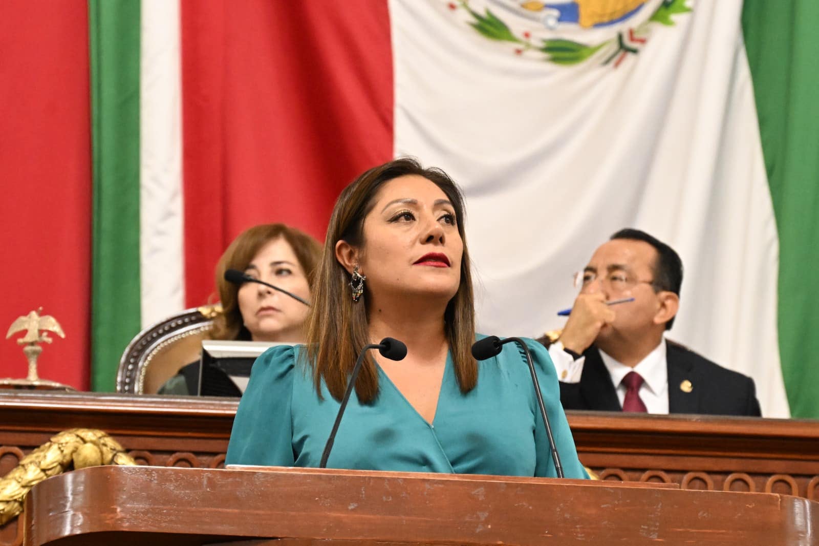 ¿Quién es Xóchitl Bravo?